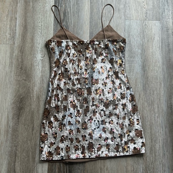 NWOT LPA 63 leopard sequin dress as seen on Hailey Bieber - Picture 11 of 15
